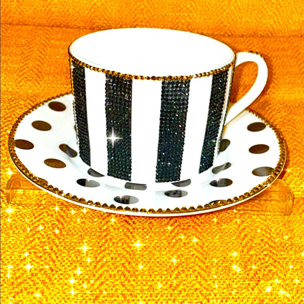 Tea cup set - Picture 3 of 3
